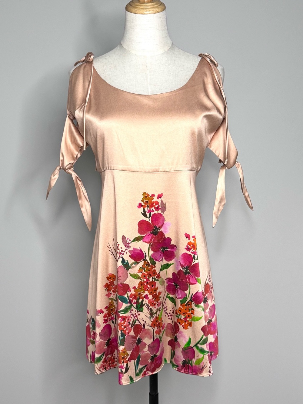 LPA Dress 191 Silk Floral Mini Dress Peach Open Back Size Large
